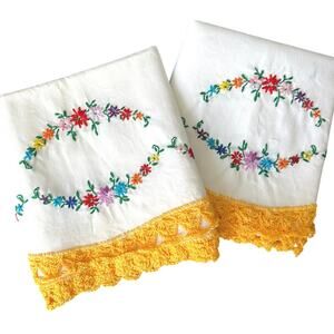 Vintage set embroidered pillow cases crochet trim 20x28 floral cottagecore